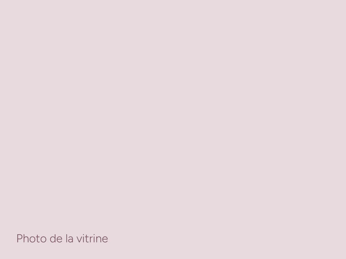 La vitrine de L'Atelier d'Emma, avenue Félix Geneslay